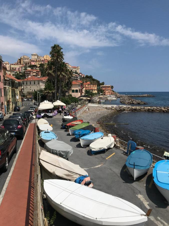 Appartamento Sul Mare Alla Foce 임페리아 외부 사진